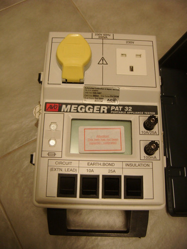 Megger pat32 portable - megger,