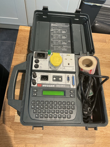 Megger pat4 portable - megger, dv/3