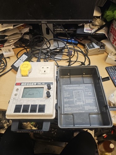 Megger pat32 portable - megger,